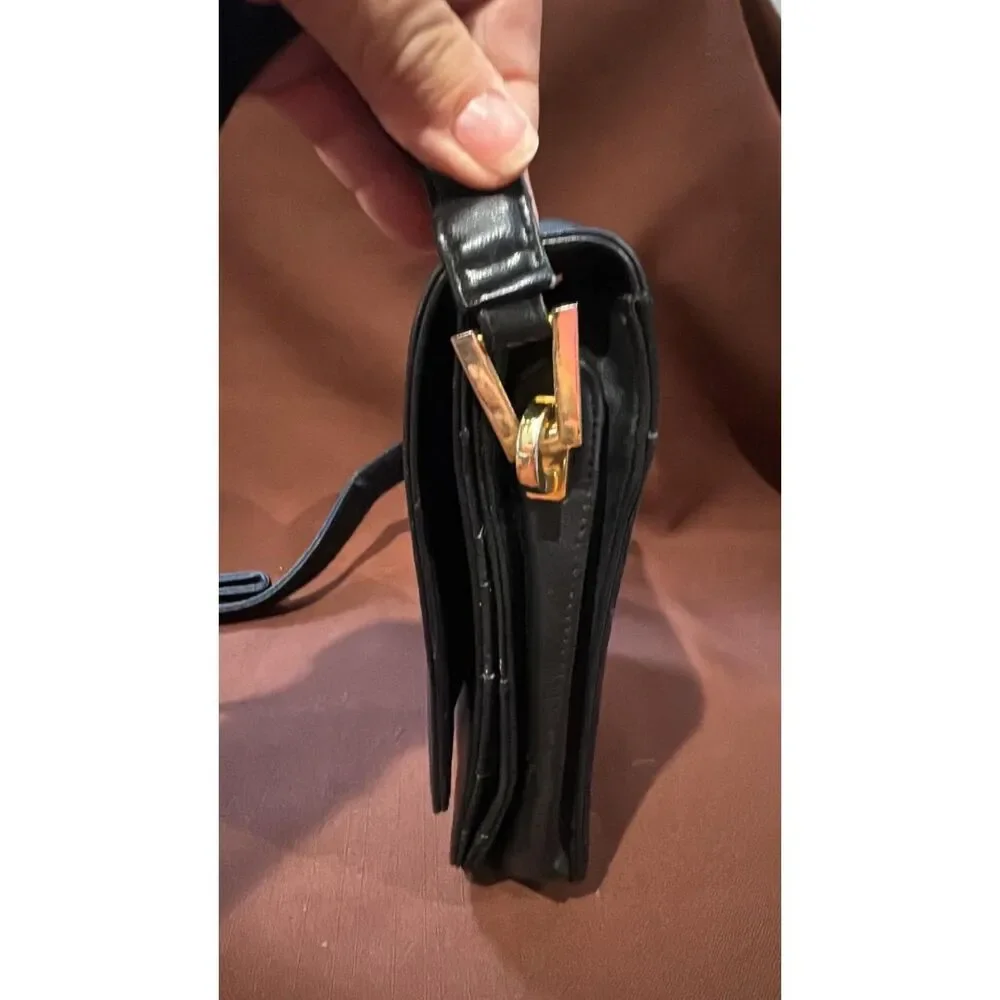 Small Black Crossover Purse